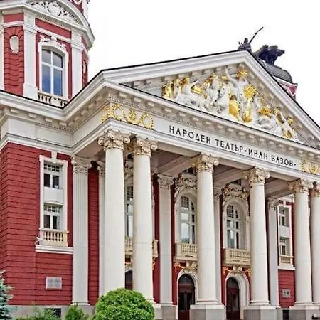 Апартамент Center 2 *