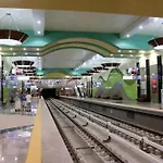 Center 2