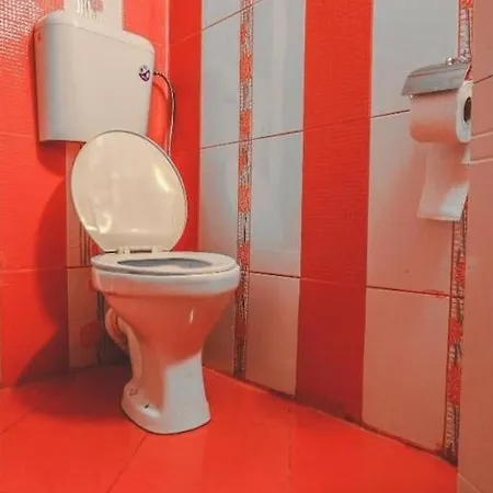 Apartament Center 2 *