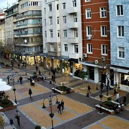 Center 2 *