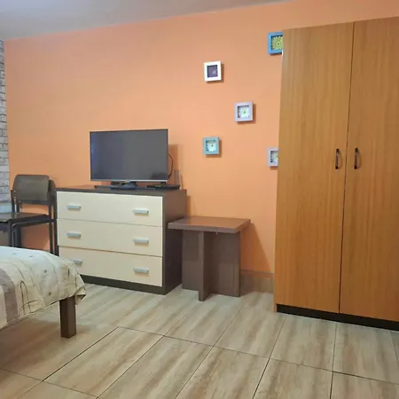 Center 2 * Sofia